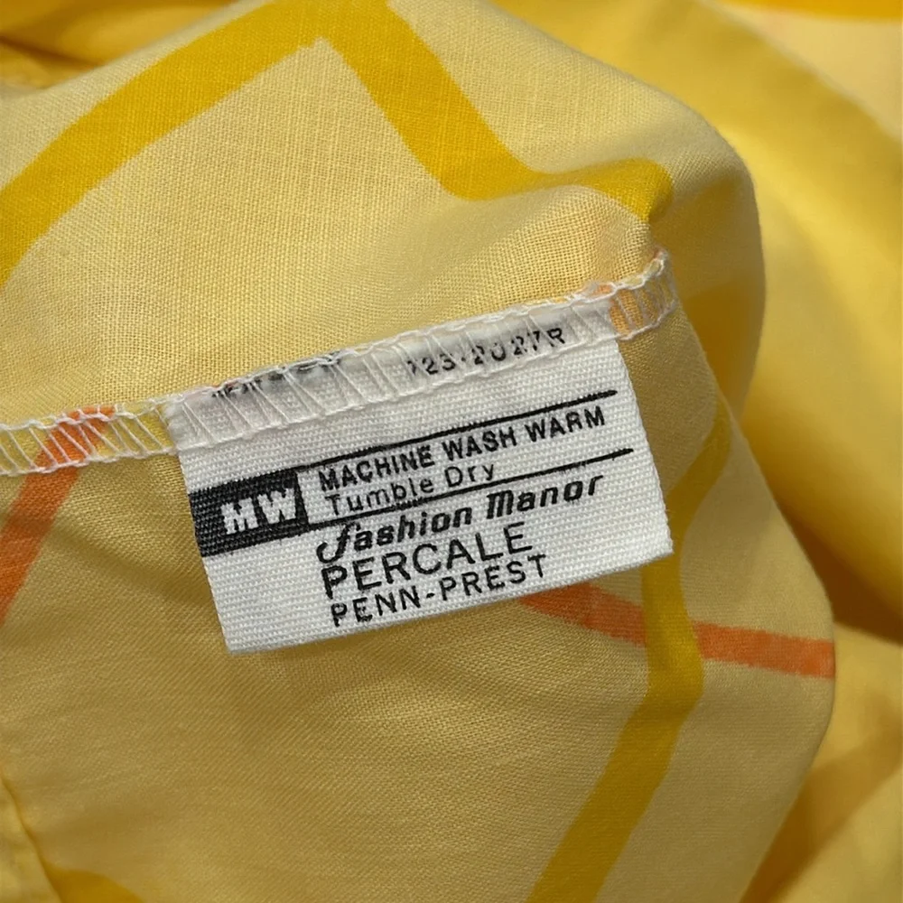 VINTAGE FASHION MANOR PILLOWCASES